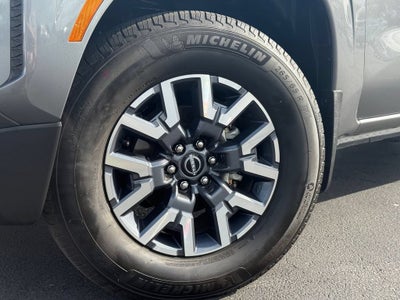 2024 Nissan Frontier Crew Cab SL 4x2