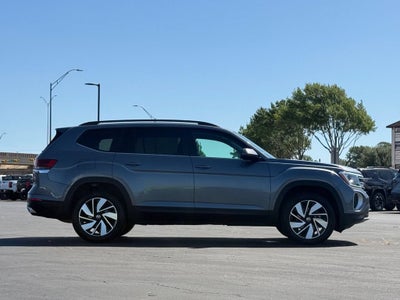 2025 Volkswagen Atlas 2.0T SE w/Technology