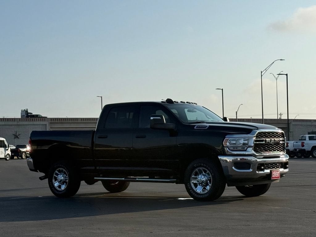 2024 RAM 2500 Tradesman Crew Cab 4x4 6'4" Box