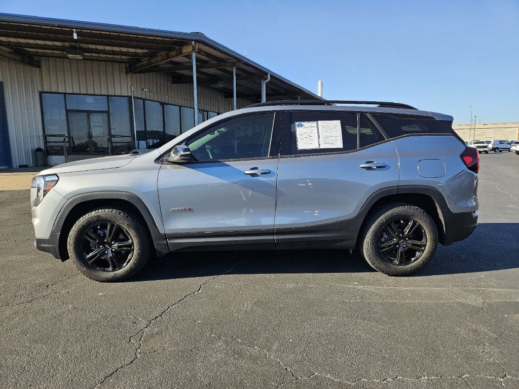 2024 GMC Terrain AT4