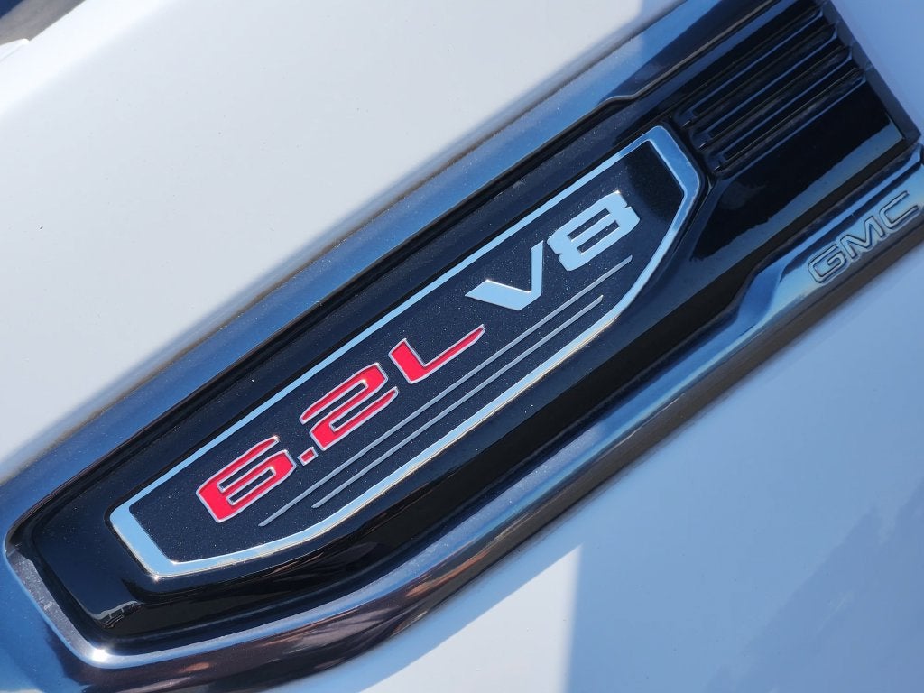 2022 GMC Sierra 1500 Limited AT4