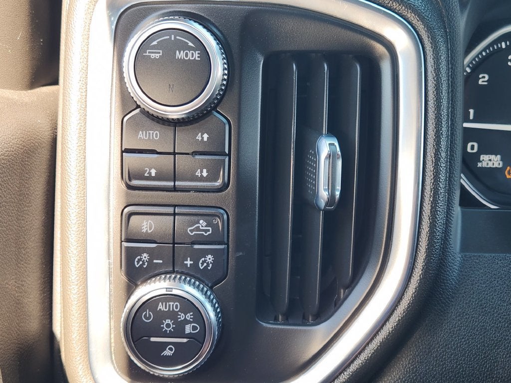 2022 GMC Sierra 1500 Limited AT4