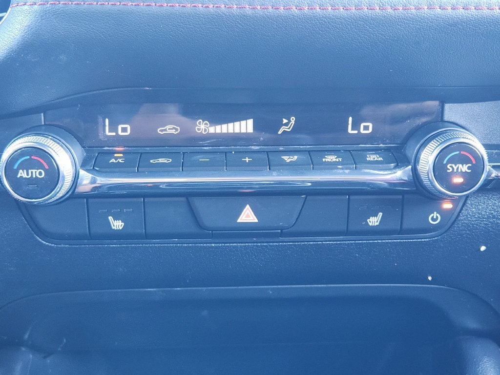 2025 Mazda Mazda3 Sedan 2.5 S Carbon Edition