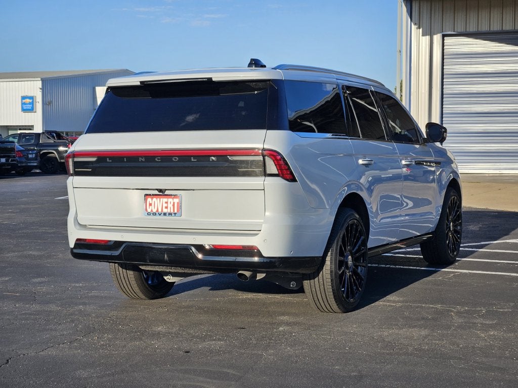 2025 Lincoln Navigator Black Label