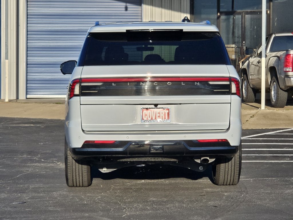 2025 Lincoln Navigator Black Label