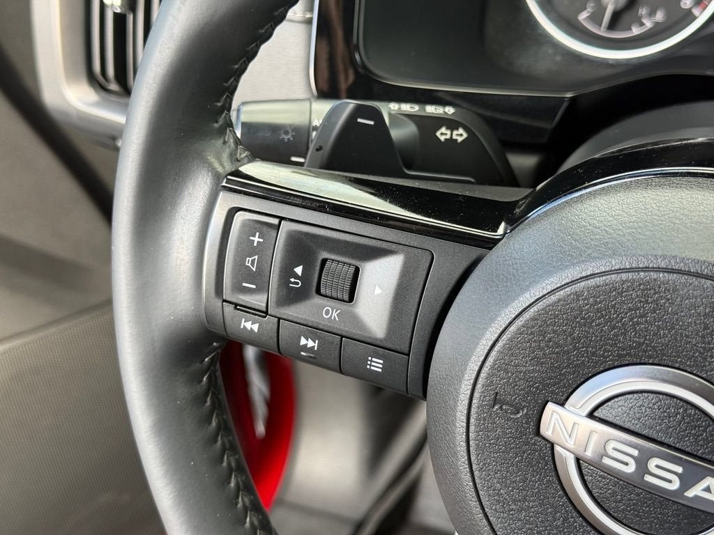 2024 Nissan Pathfinder SL FWD