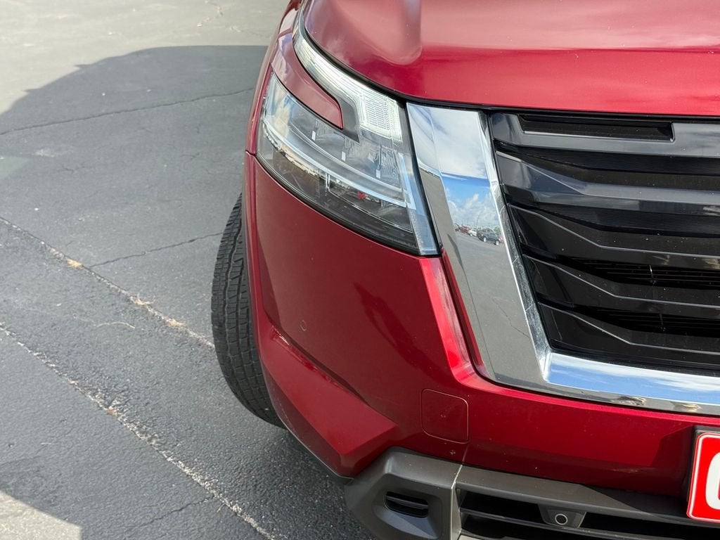 2024 Nissan Pathfinder SL FWD