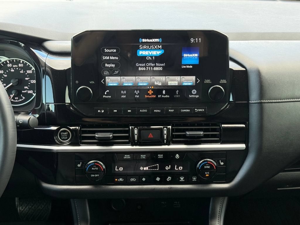 2024 Nissan Pathfinder SL FWD