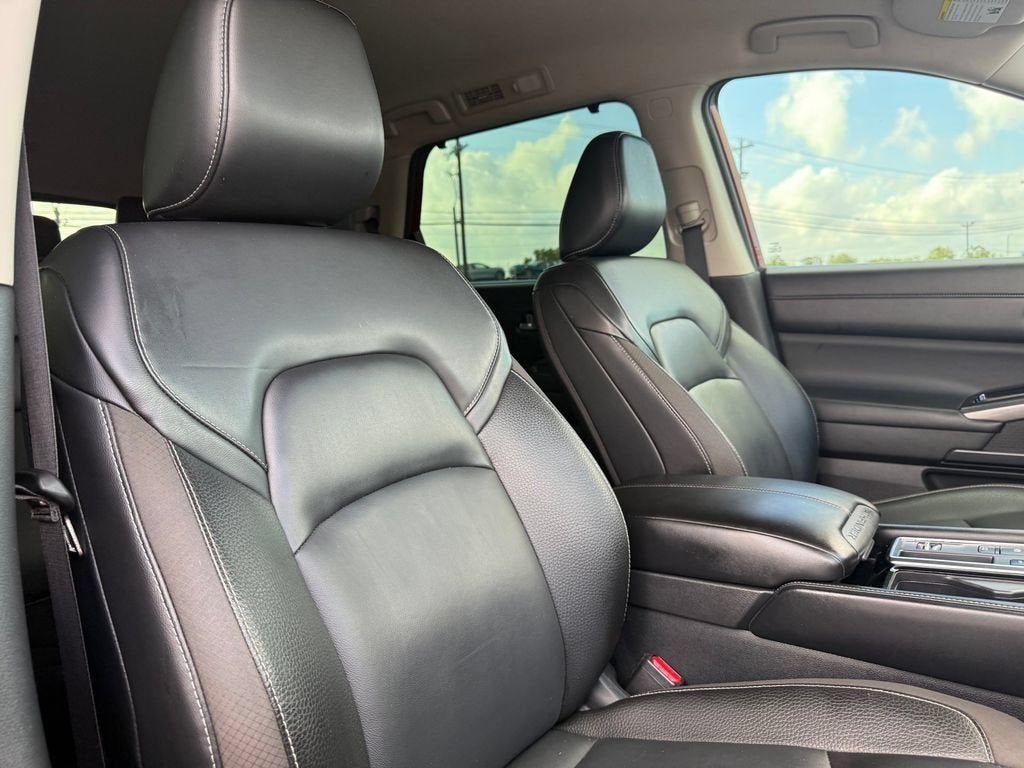 2024 Nissan Pathfinder SL FWD