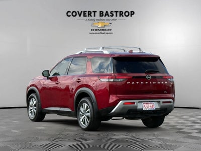 2024 Nissan Pathfinder SL FWD