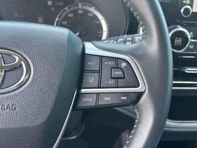 2025 Toyota Highlander LE