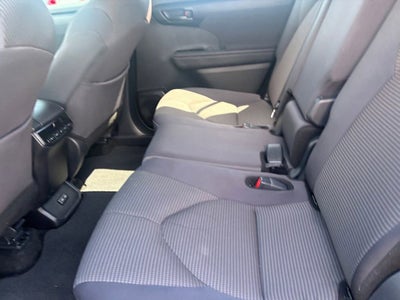 2025 Toyota Highlander LE