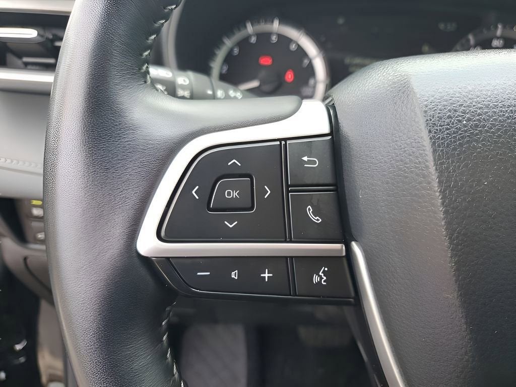 2025 Toyota Highlander LE