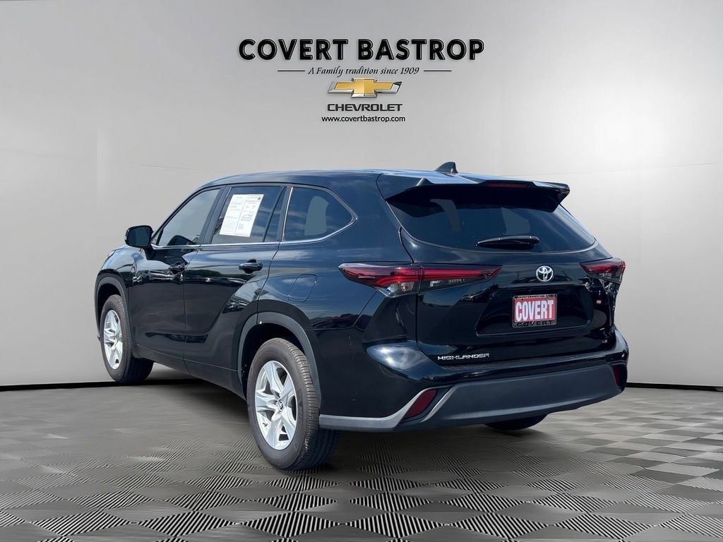 2025 Toyota Highlander LE