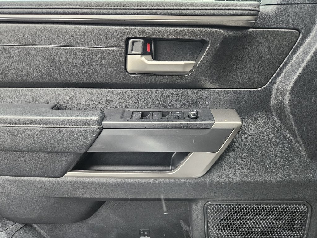 2022 Toyota Tundra 2WD SR5