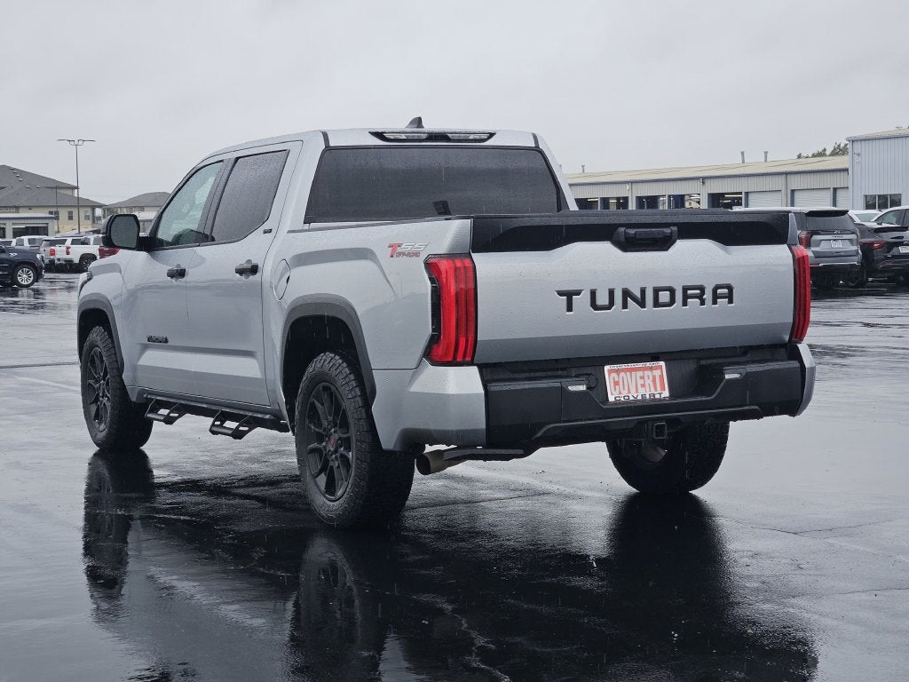 2022 Toyota Tundra 2WD SR5