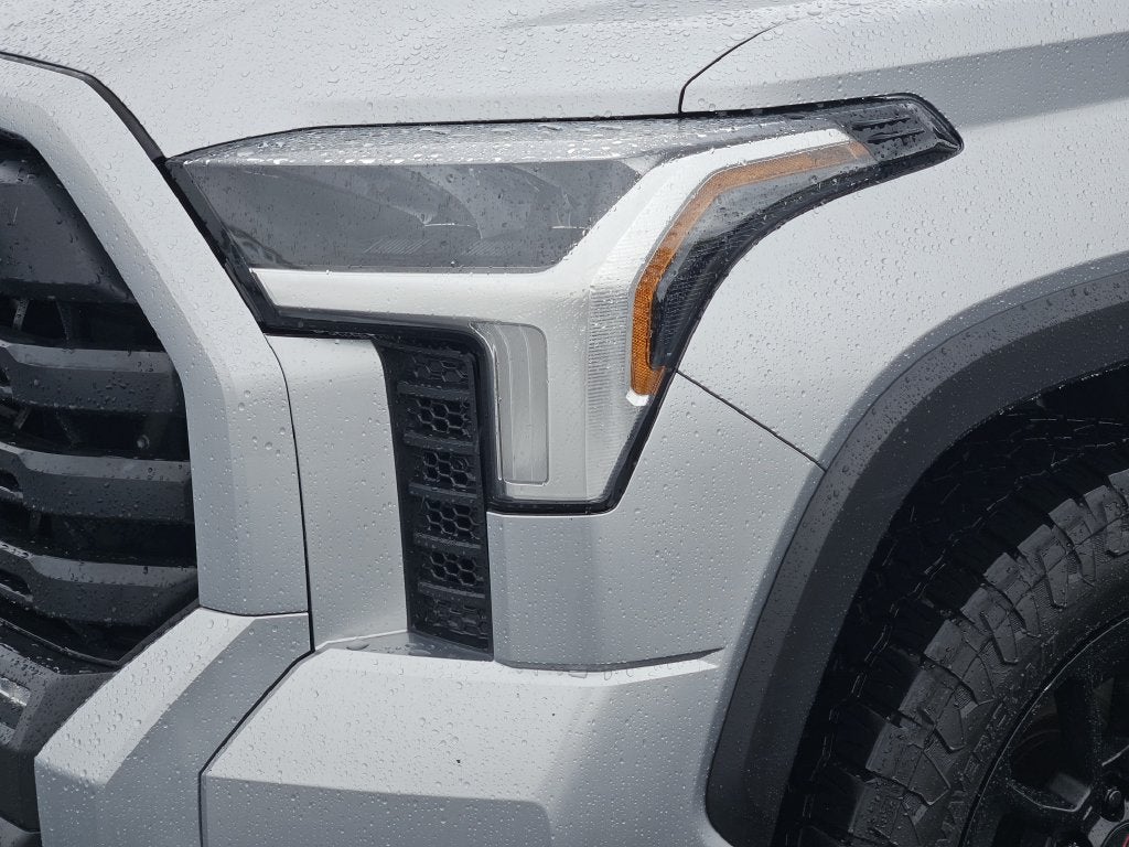 2022 Toyota Tundra 2WD SR5