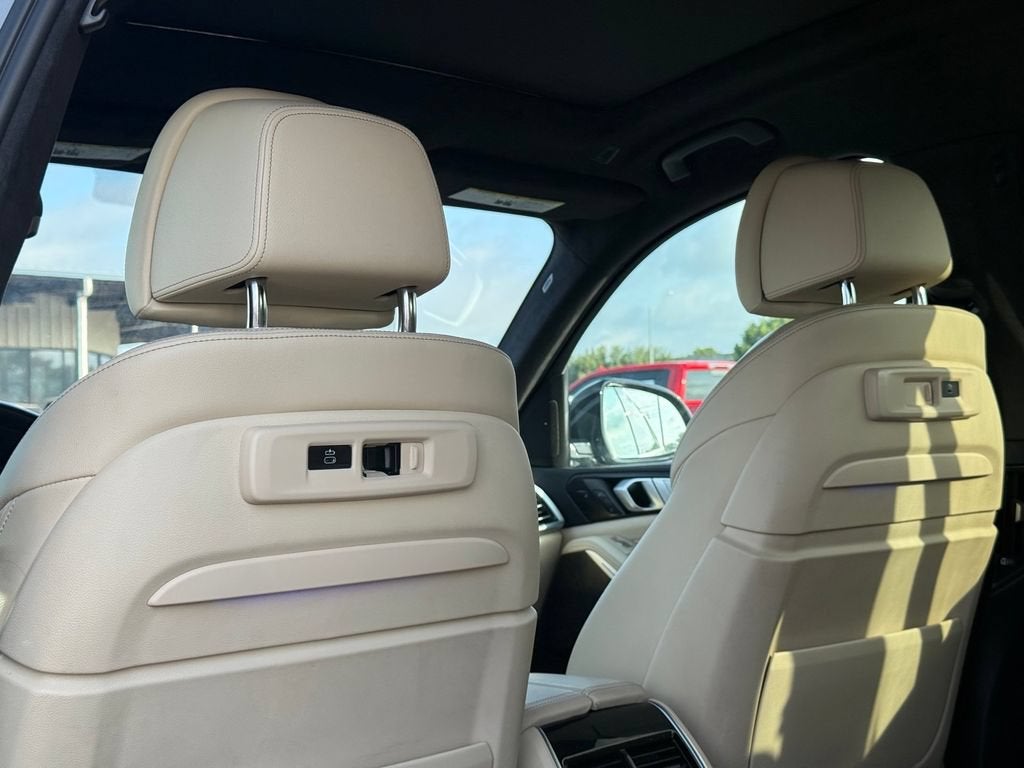 2022 BMW X7 xDrive40i
