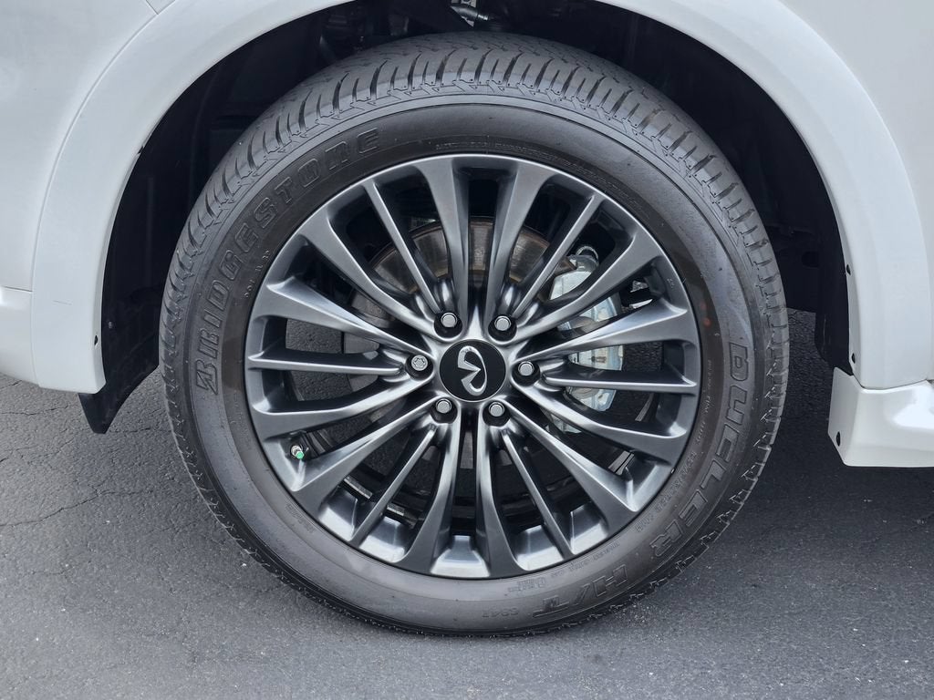 2024 INFINITI QX80 SENSORY AWD