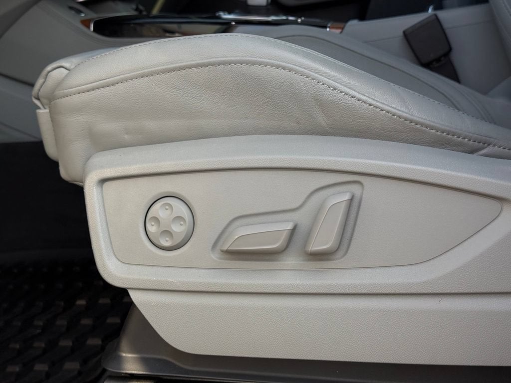 2022 Audi Q5 Prestige 45 TFSI S line quattro S tronic