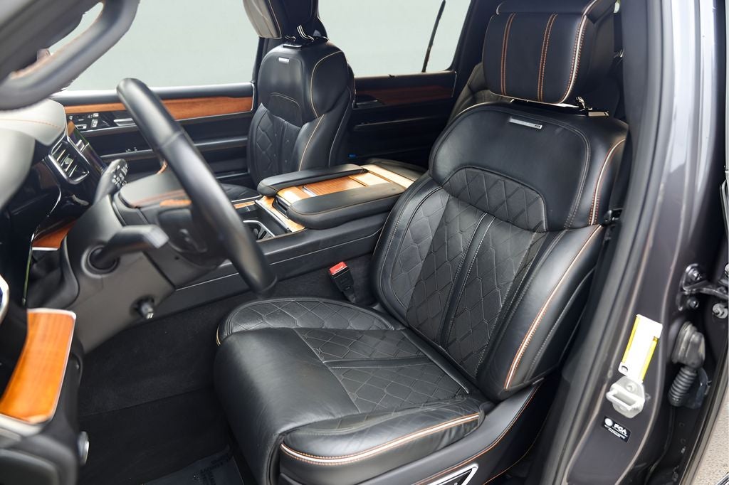 2022 Jeep Grand Wagoneer Series III