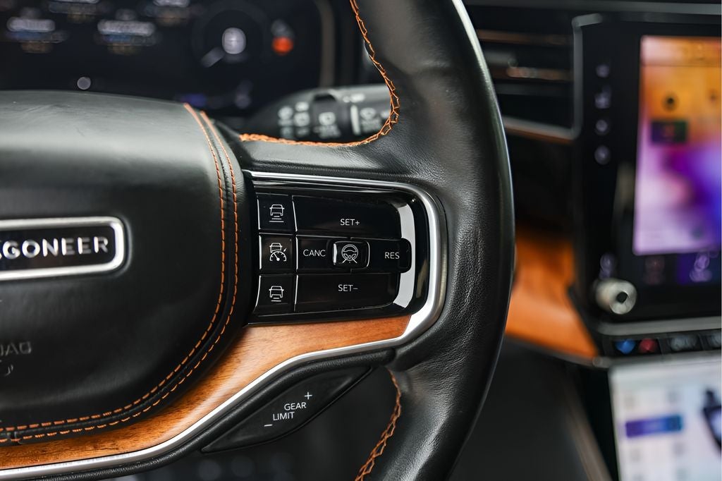 2022 Jeep Grand Wagoneer Series III