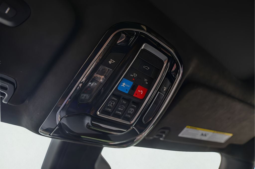 2022 Jeep Grand Wagoneer Series III