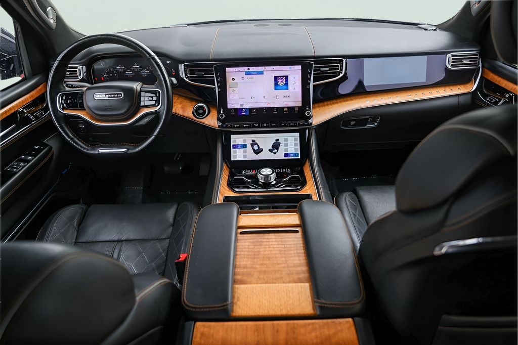 2022 Jeep Grand Wagoneer Series III