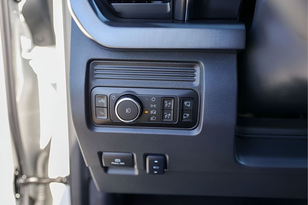 2026 Ford F-450SD Platinum DRW