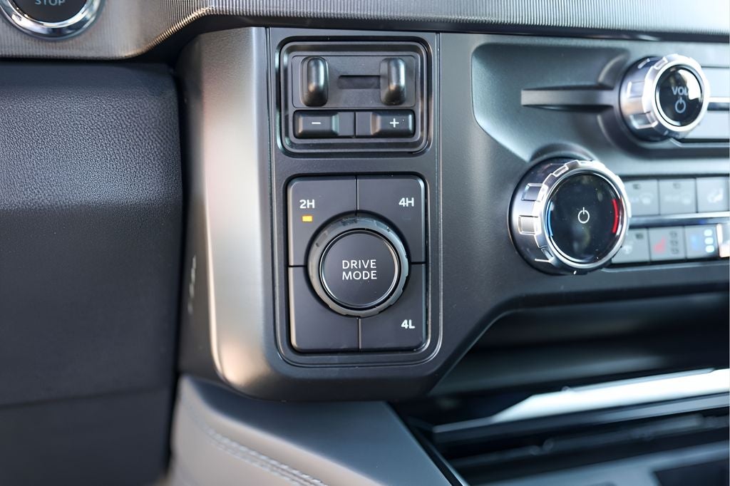 2026 Ford F-450SD Platinum DRW