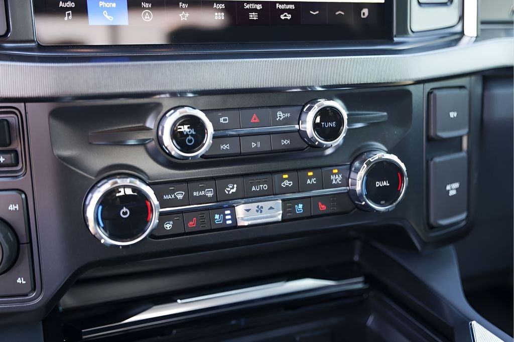 2026 Ford F-450SD Platinum DRW