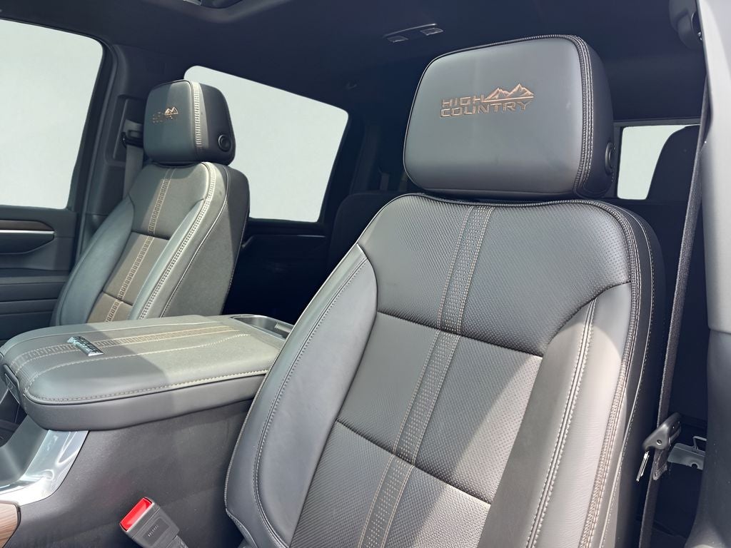 2025 Chevrolet Silverado 3500HD High Country