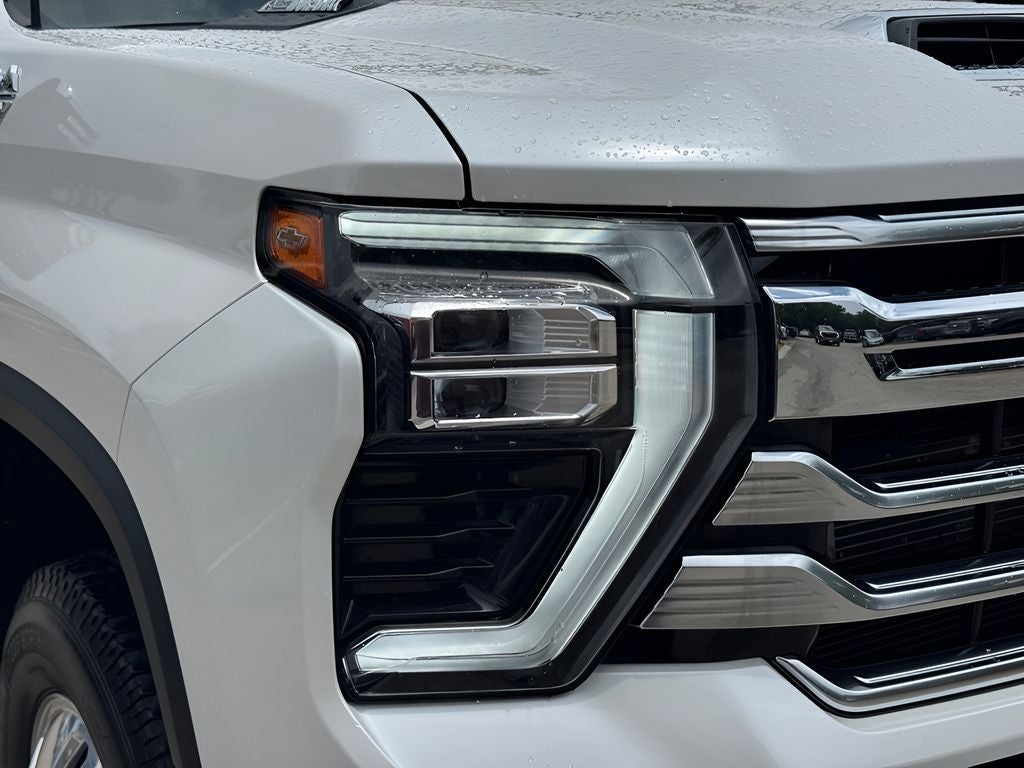 2025 Chevrolet Silverado 3500HD High Country