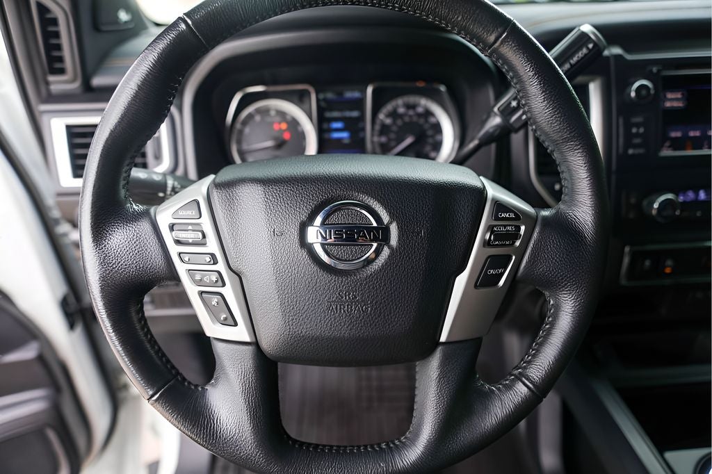 2019 Nissan Titan SL