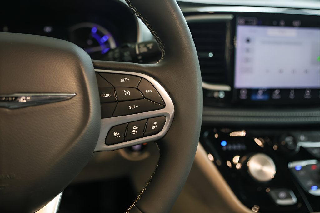 2024 Chrysler Pacifica Hybrid Select