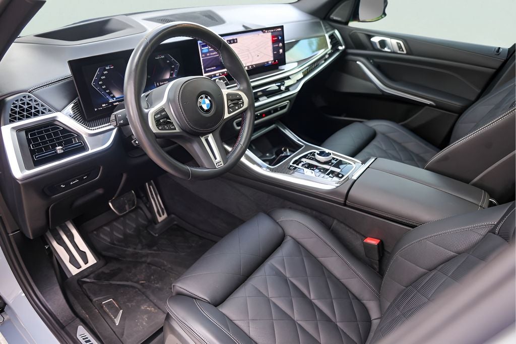 2025 BMW X5 M60i