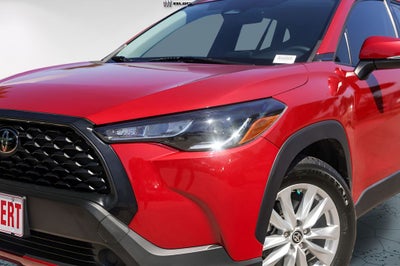 2024 Toyota Corolla Cross LE
