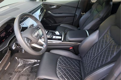 2023 Audi SQ7 Premium Plus quattro