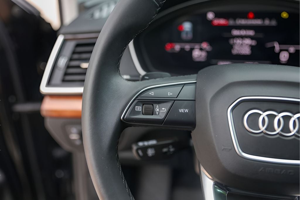 2022 Audi Q5 45 S line Prestige quattro