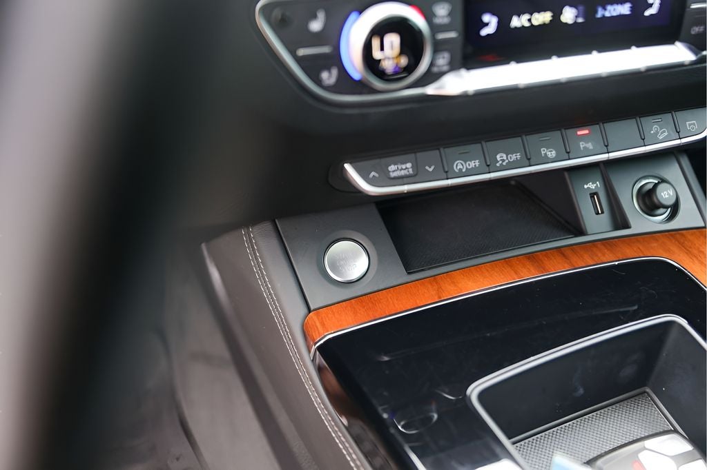 2022 Audi Q5 45 S line Prestige quattro
