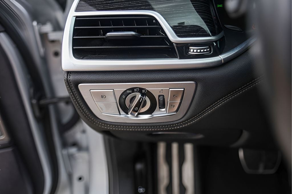 2019 BMW 7 Series 740i