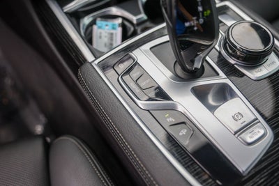 2019 BMW 7 Series 740i