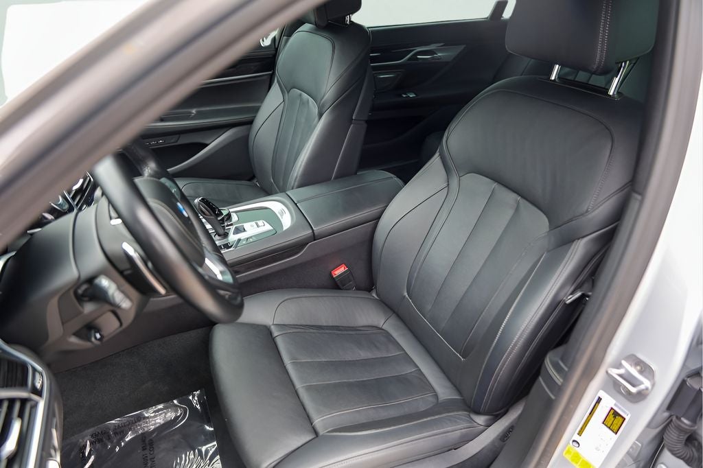 2019 BMW 7 Series 740i