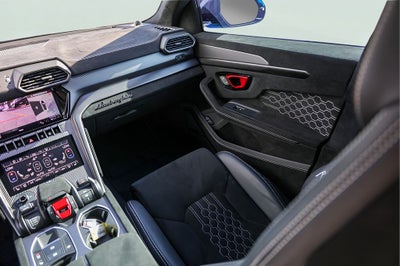2024 Lamborghini Urus Performante