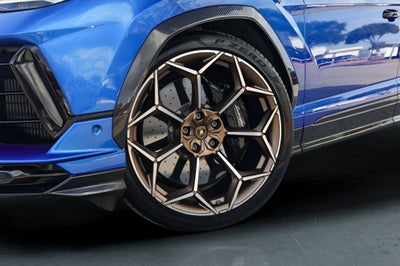 2024 Lamborghini Urus Performante