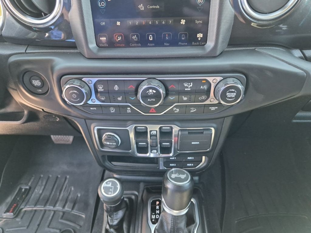 2020 Jeep Wrangler Unlimited Sahara Altitude