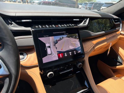 2023 Jeep Grand Cherokee Summit Reserve