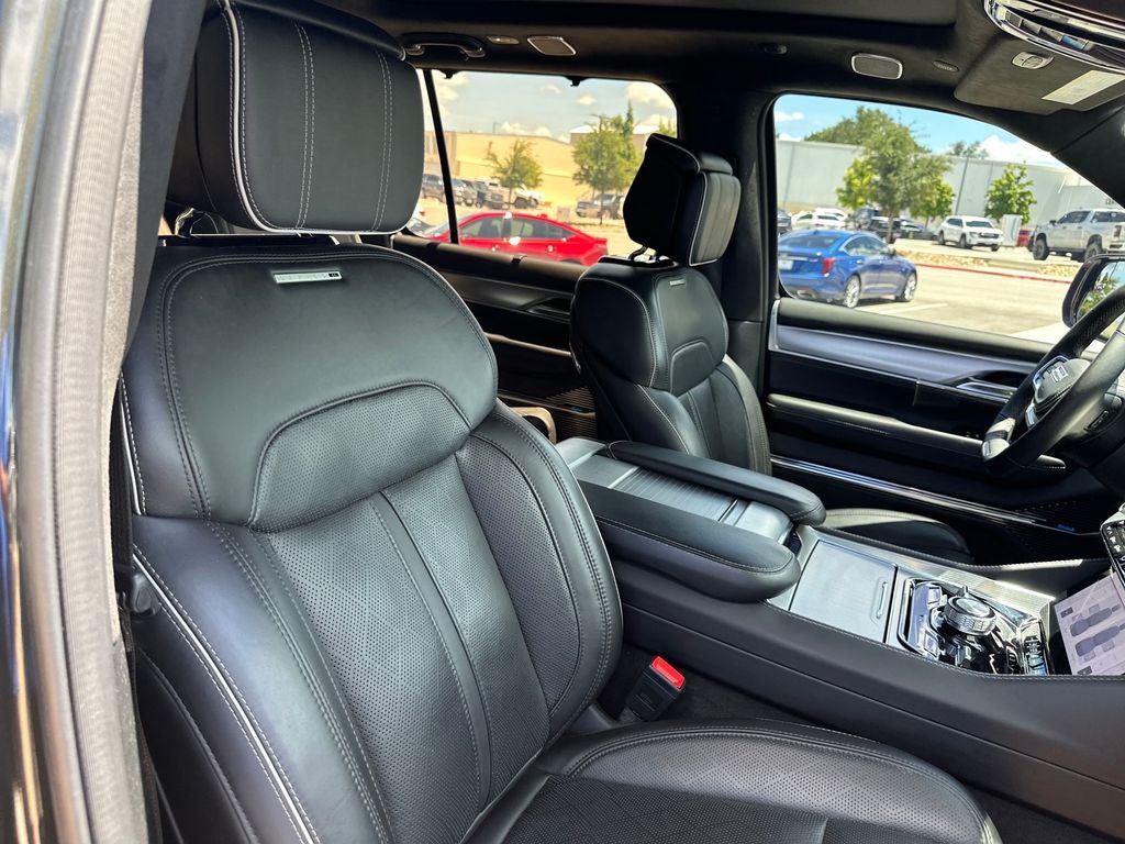 2023 Jeep Grand Wagoneer Series II
