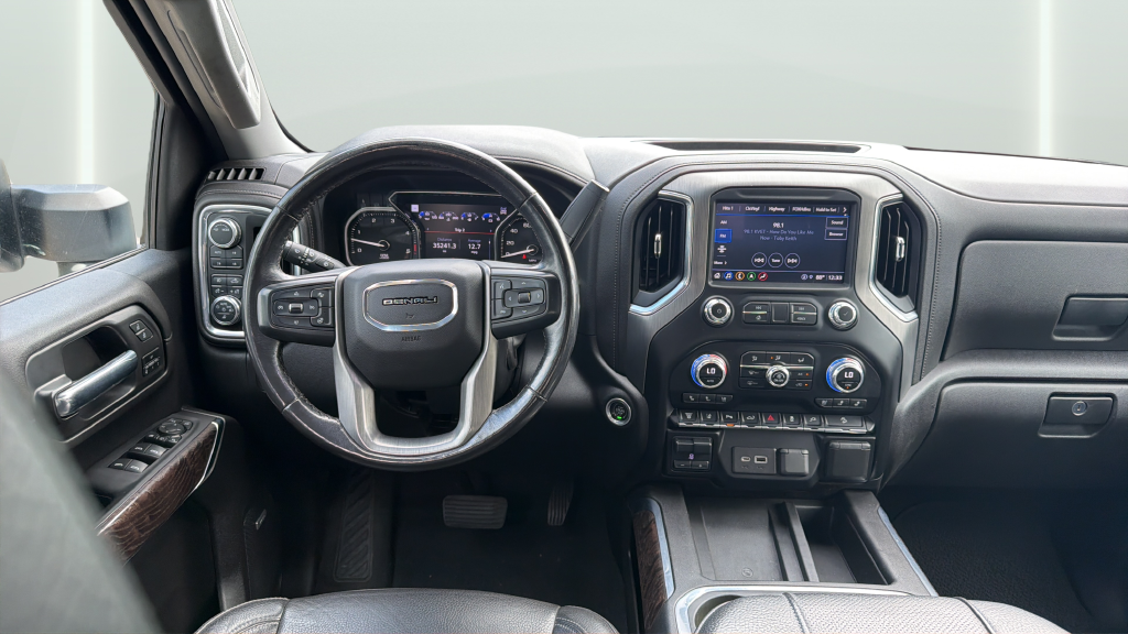 2023 GMC Sierra 2500HD Denali