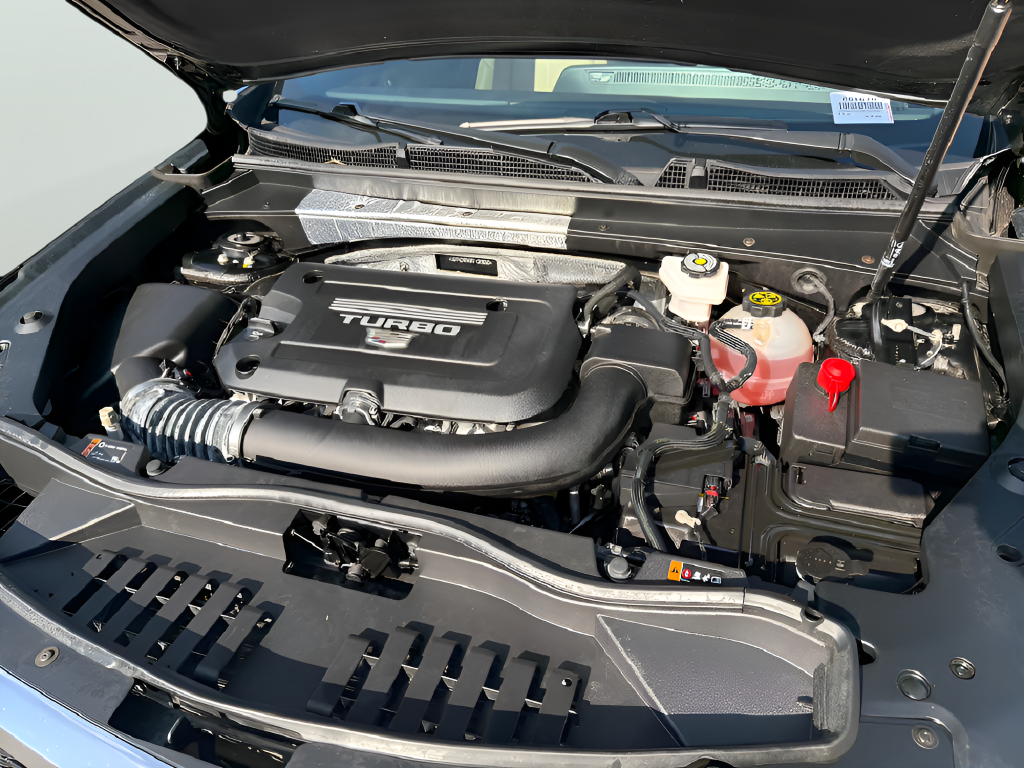2024 Cadillac XT4 Luxury